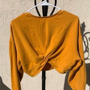 Womens’ Dandelion Divided H&M Cropped Sweater (Size: M)